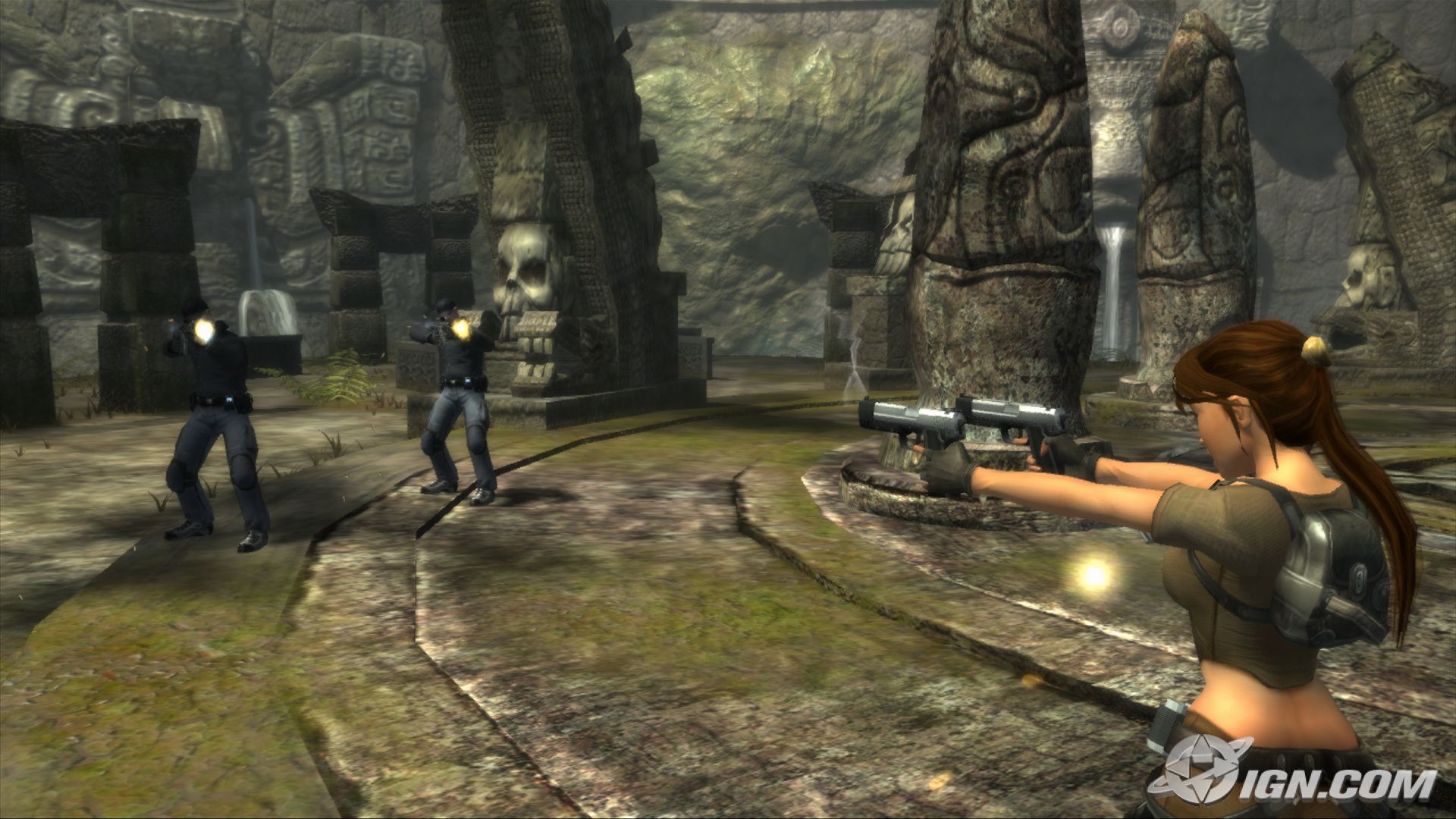Игры среднего уровня. Игра Tomb Raider Legend. Tomb Raider Legend Xbox 360. Томб Райдер 2006.